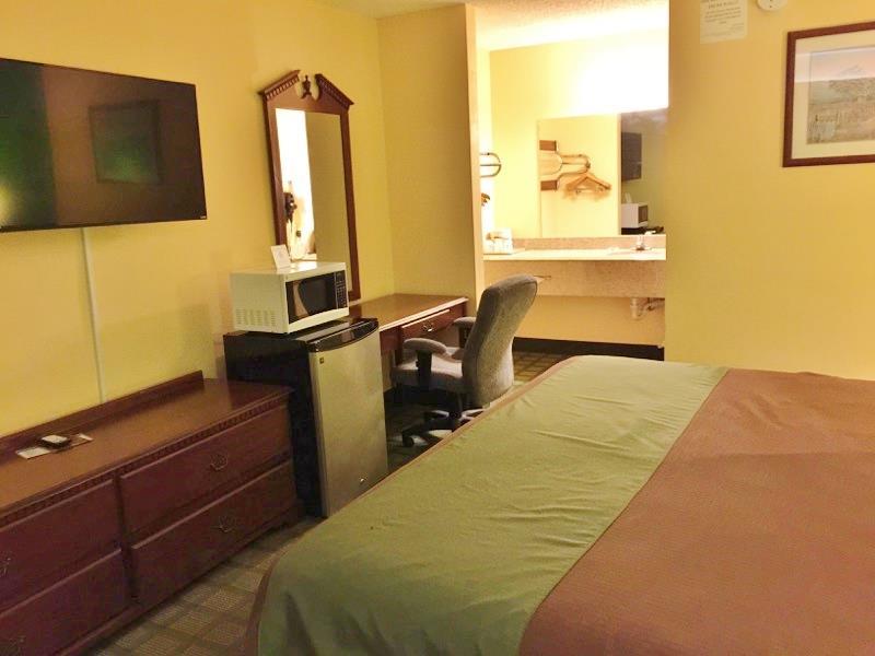 Americas Best Value Inn And Suites Siloam Springs Chambre photo