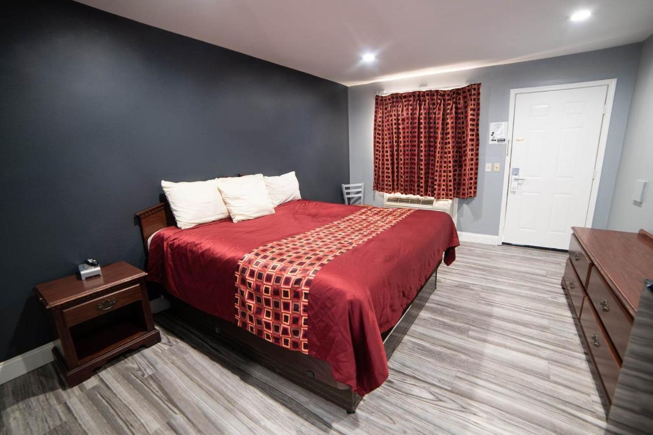 Americas Best Value Inn And Suites Siloam Springs Extérieur photo