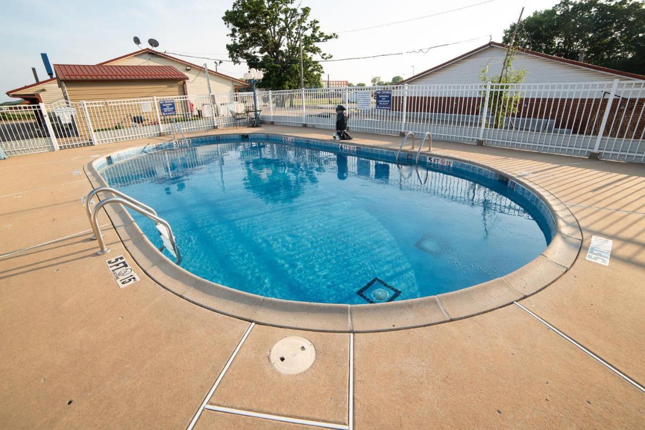 Americas Best Value Inn And Suites Siloam Springs Extérieur photo