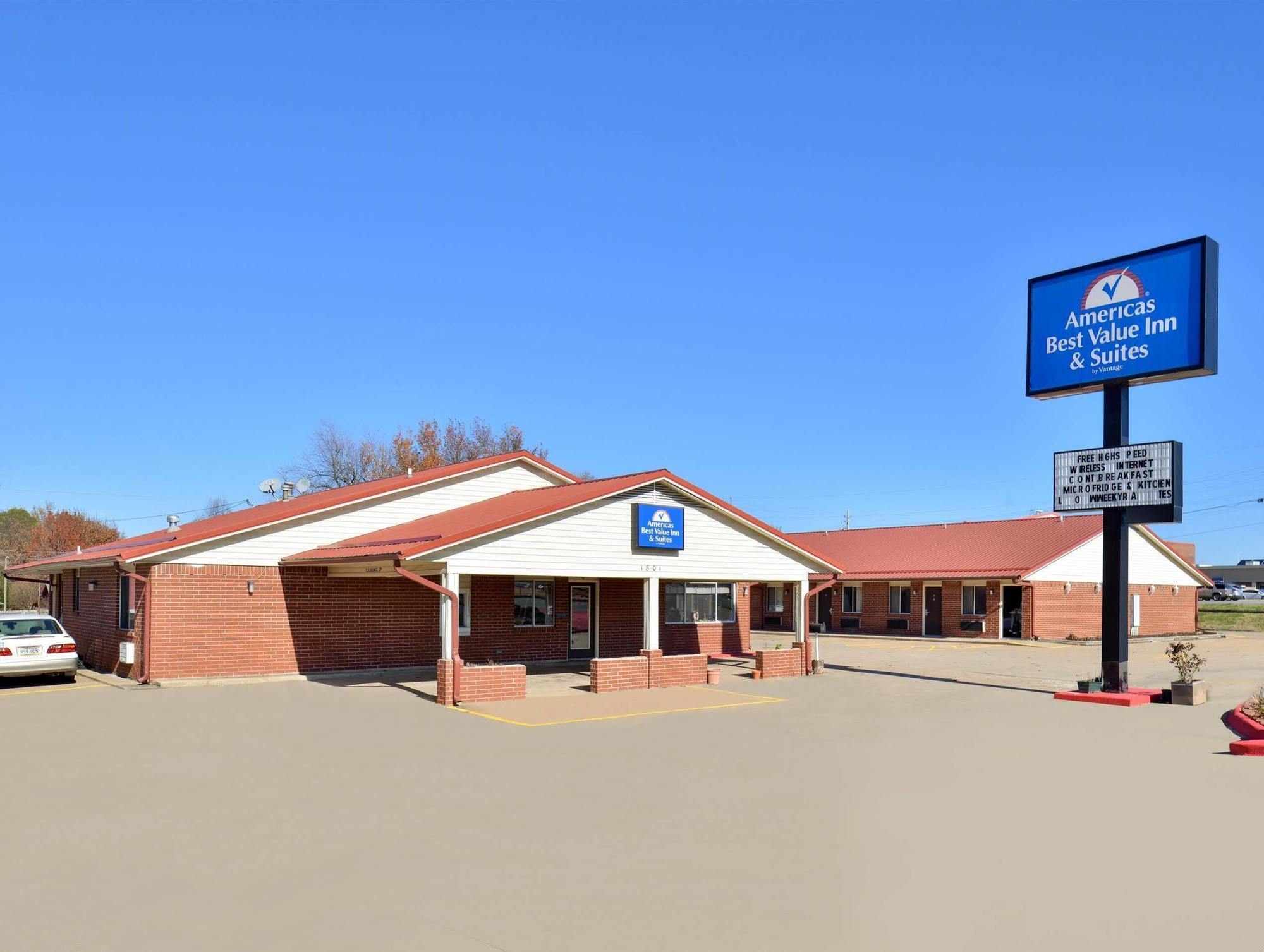 Americas Best Value Inn And Suites Siloam Springs Extérieur photo